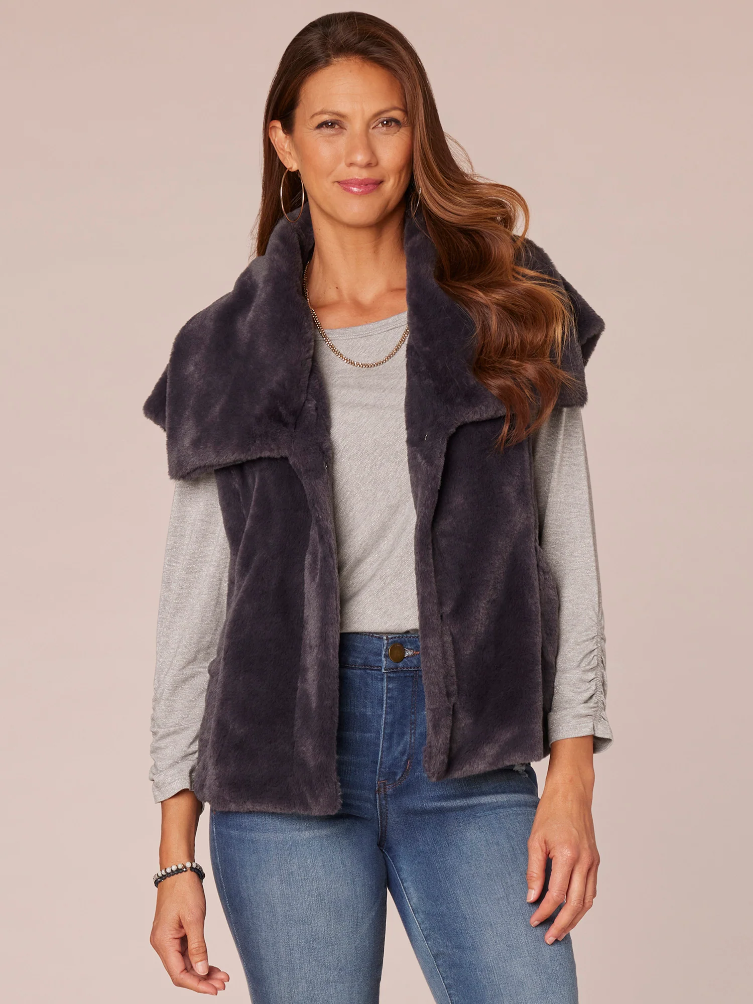 Cap Sleeve Wide Shawl Collar Knit Vest with Princess Seaming - Legahigh