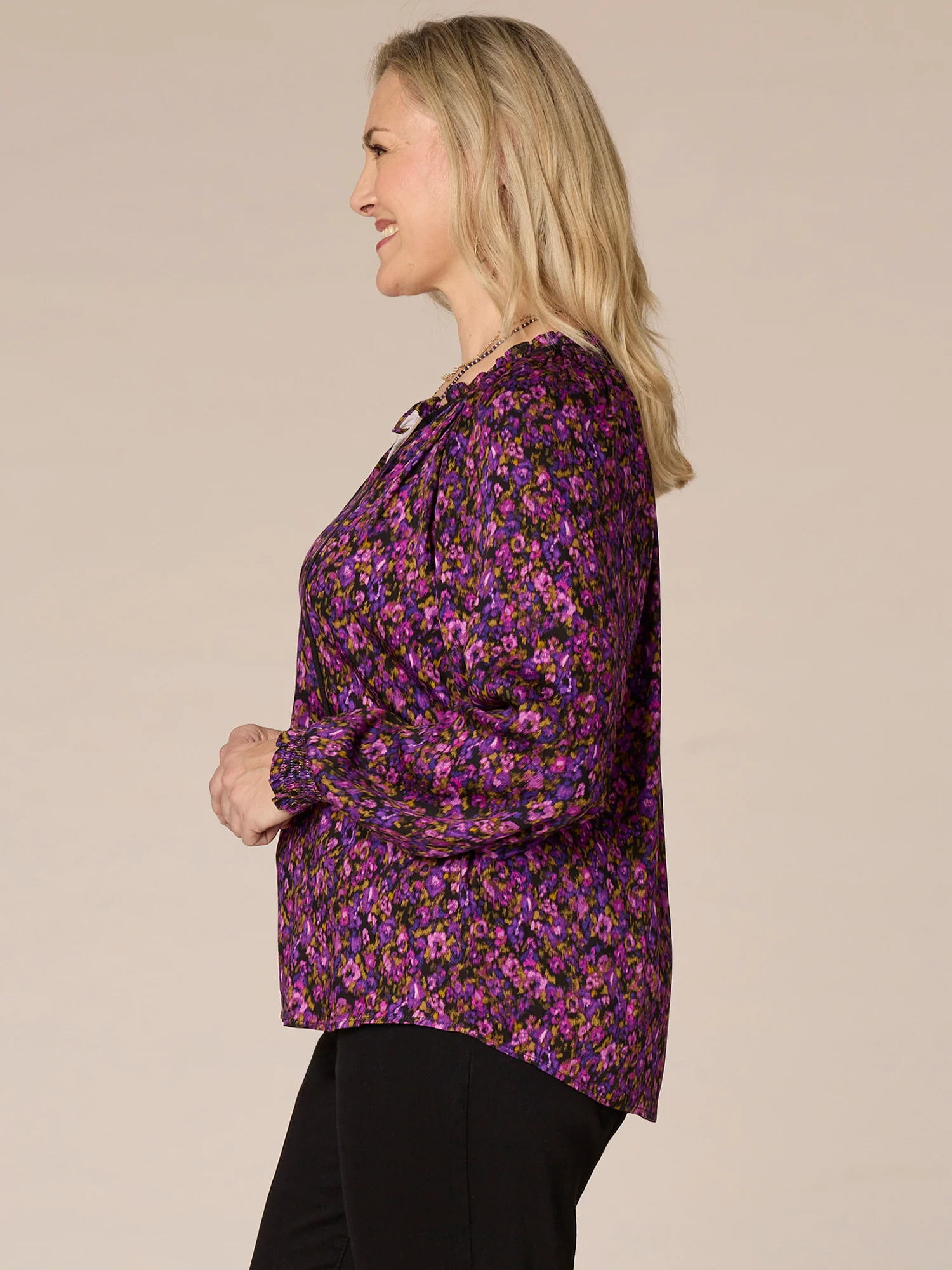 Smock Cuff Sleeve Ruffle Edge V-Neck Floral Print Plus Size Woven Top - Legahigh