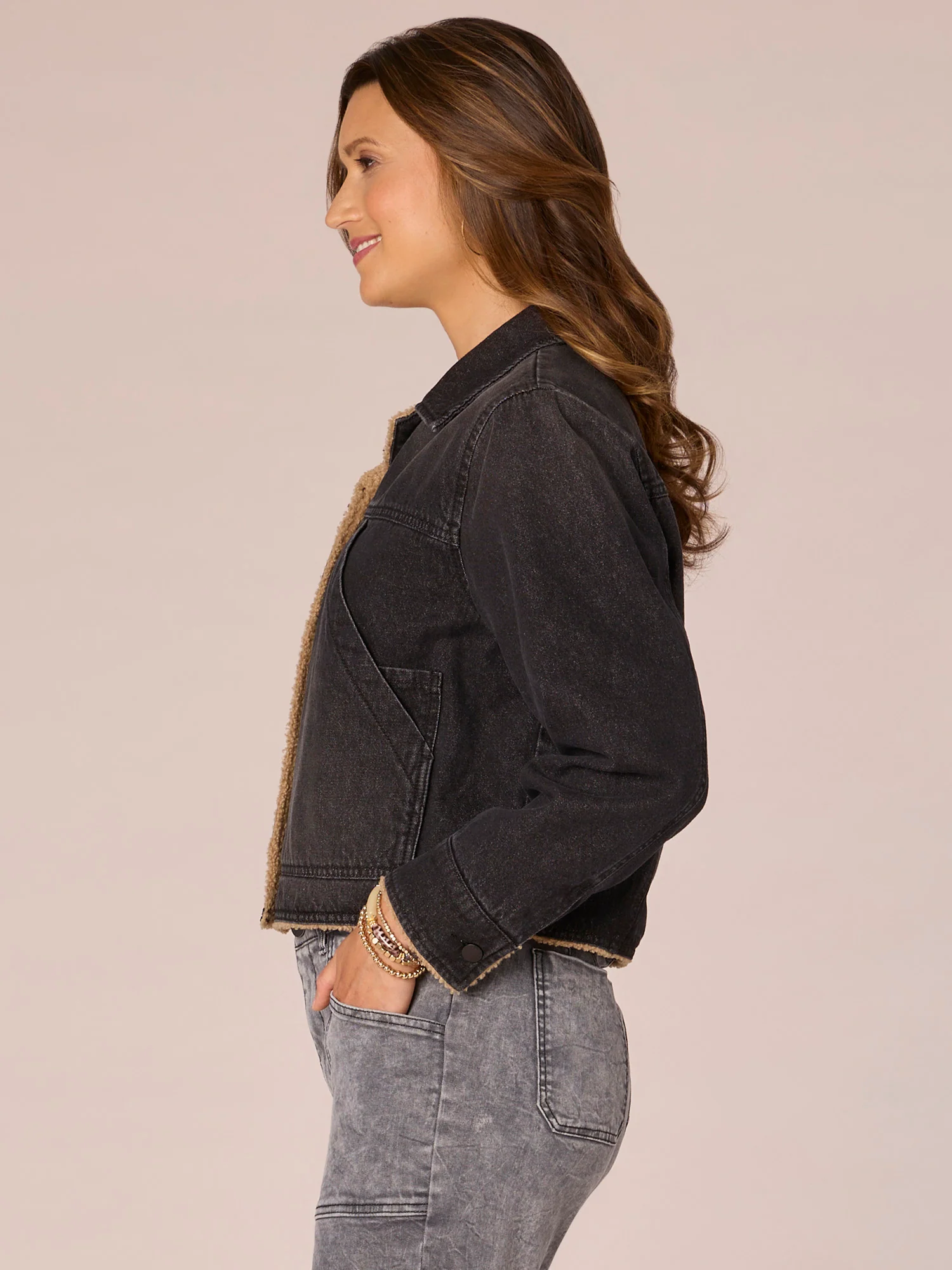 Long Sleeve Sherpa Lined Button Front Cropped Hem Denim Jacket - Legahigh