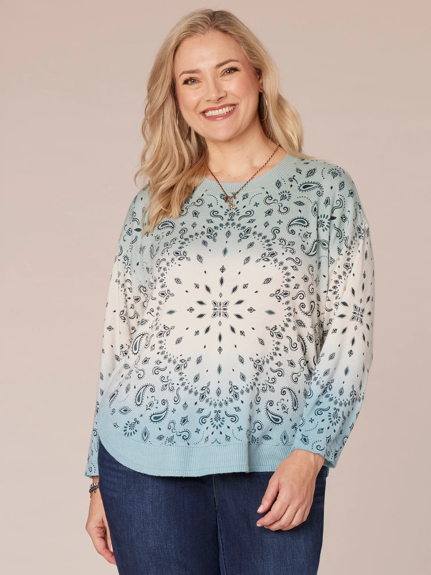 Long Sleeve Scoop Neck Ombre Placement Print Plus Size Knit Top - Legahigh