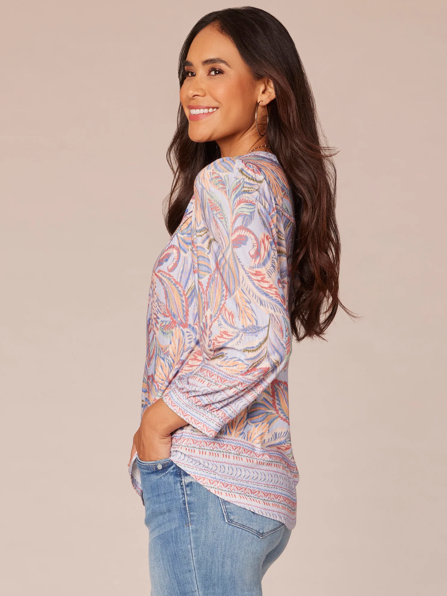Three Quarter Blouson Sleeve Split Neck Border Print Knit Top - Legahigh