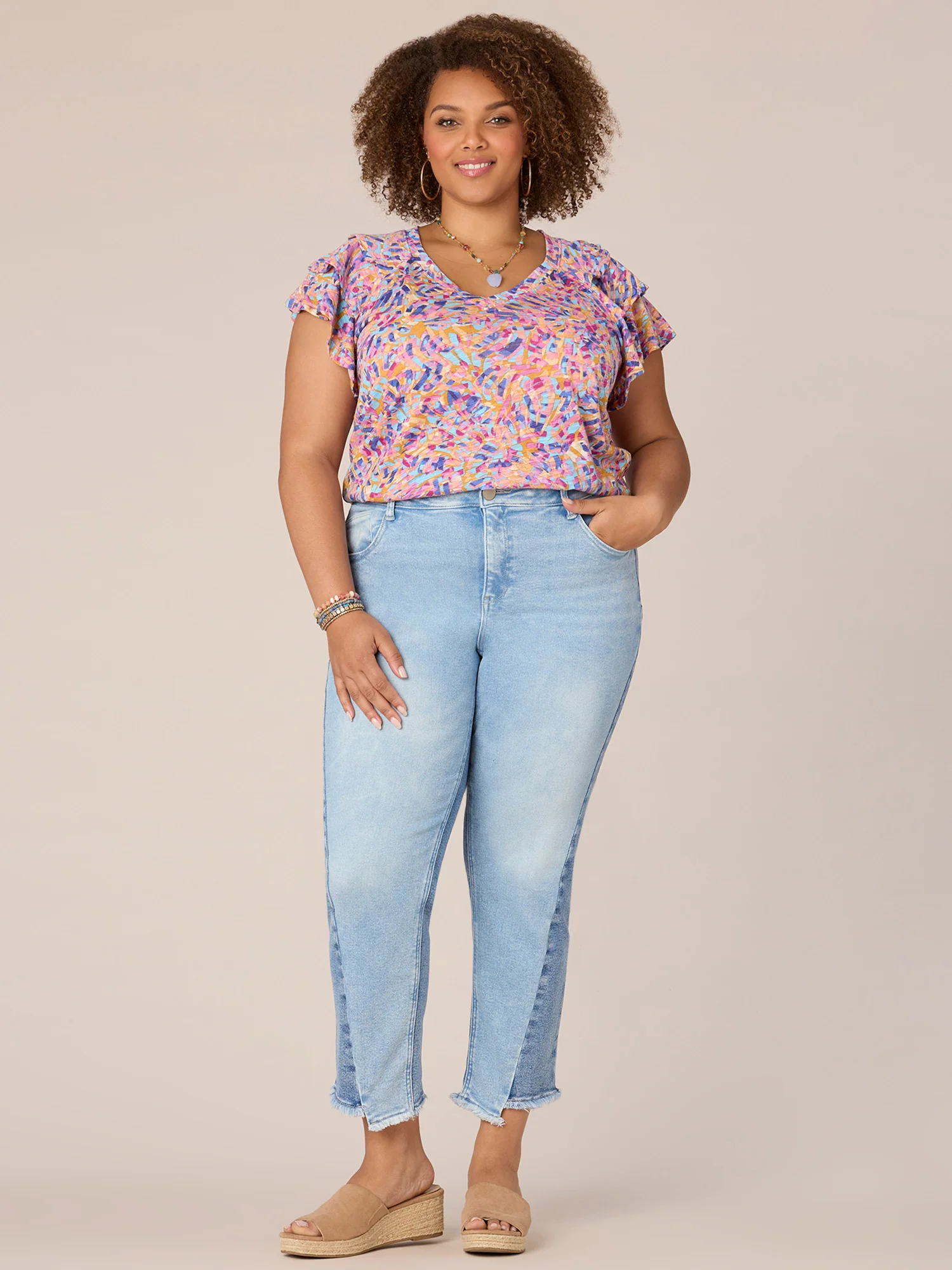 Three Tiered Raglan Sleeve V-Neck Printed Plus Size Knit Top - Legahigh