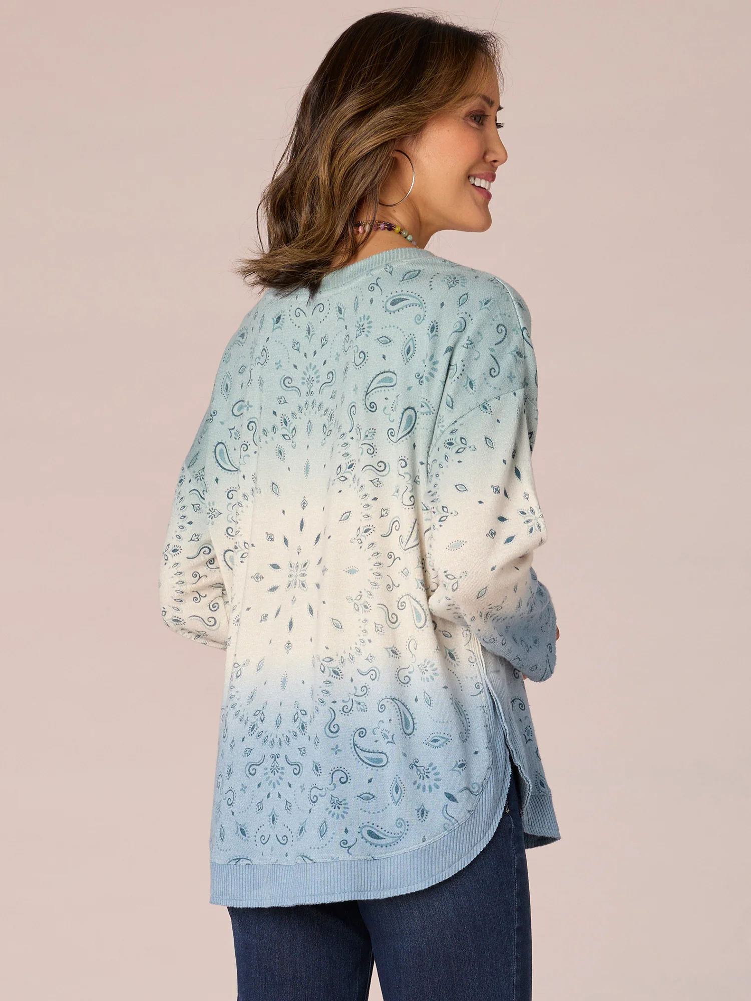 Long Sleeve Scoop Neck Ombre Placement Print Hi-Low Hem Knit Top - Legahigh