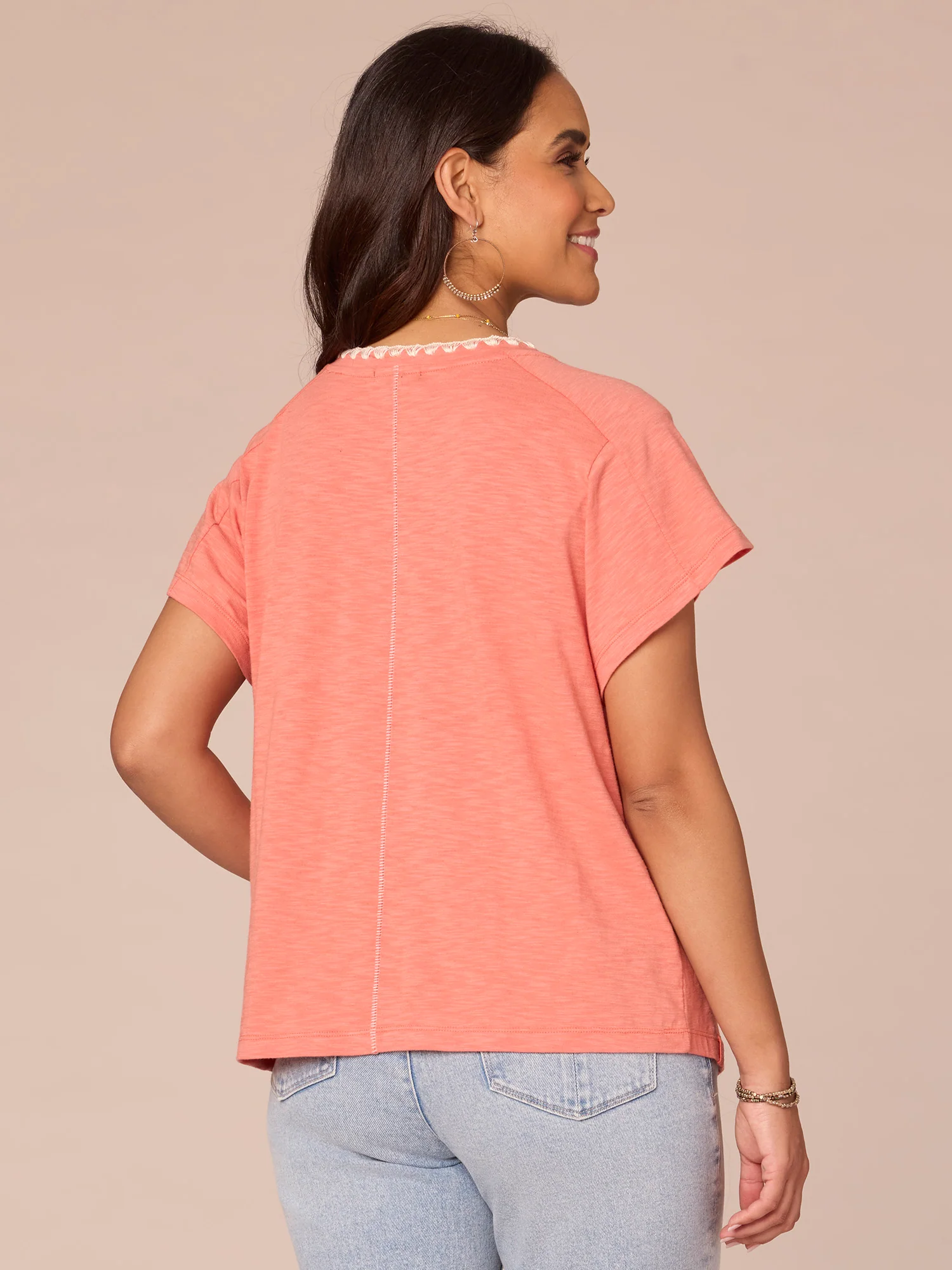 Short Sleeve Scoop Neck Embroidered Pocket Knit Boyfriend Tee - Legahigh