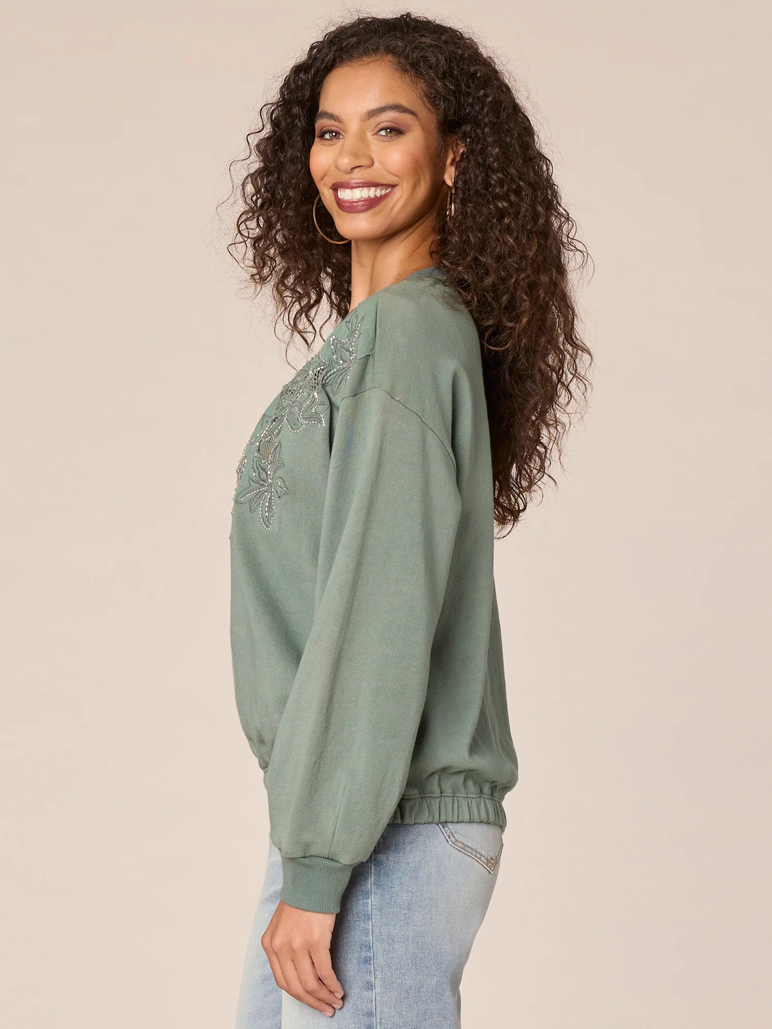 Long Banded Sleeve Scoop Neck Die Cut Beaded Embroidery Knit Top - Legahigh