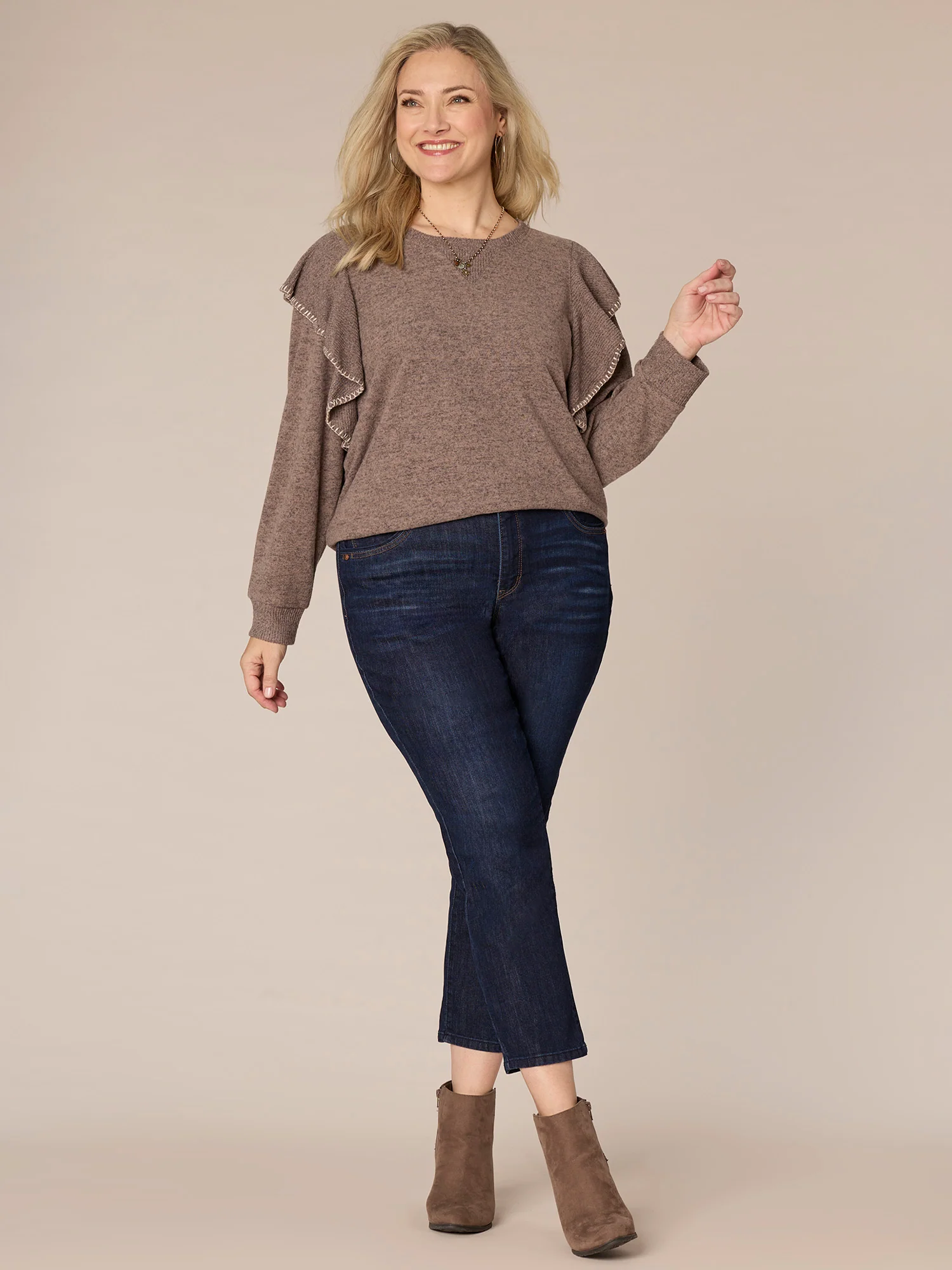 Long Sleeve Scoop Neck V-Placket Embroidered Plus Size Knit Top - Legahigh