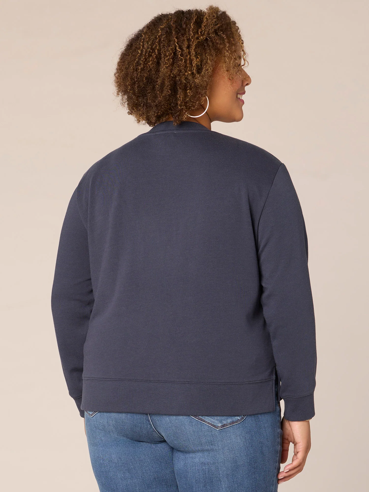 Long Sleeve Scoop Neck Rhinestone Detail Plus Size Knit Sweatshirt - Legahigh