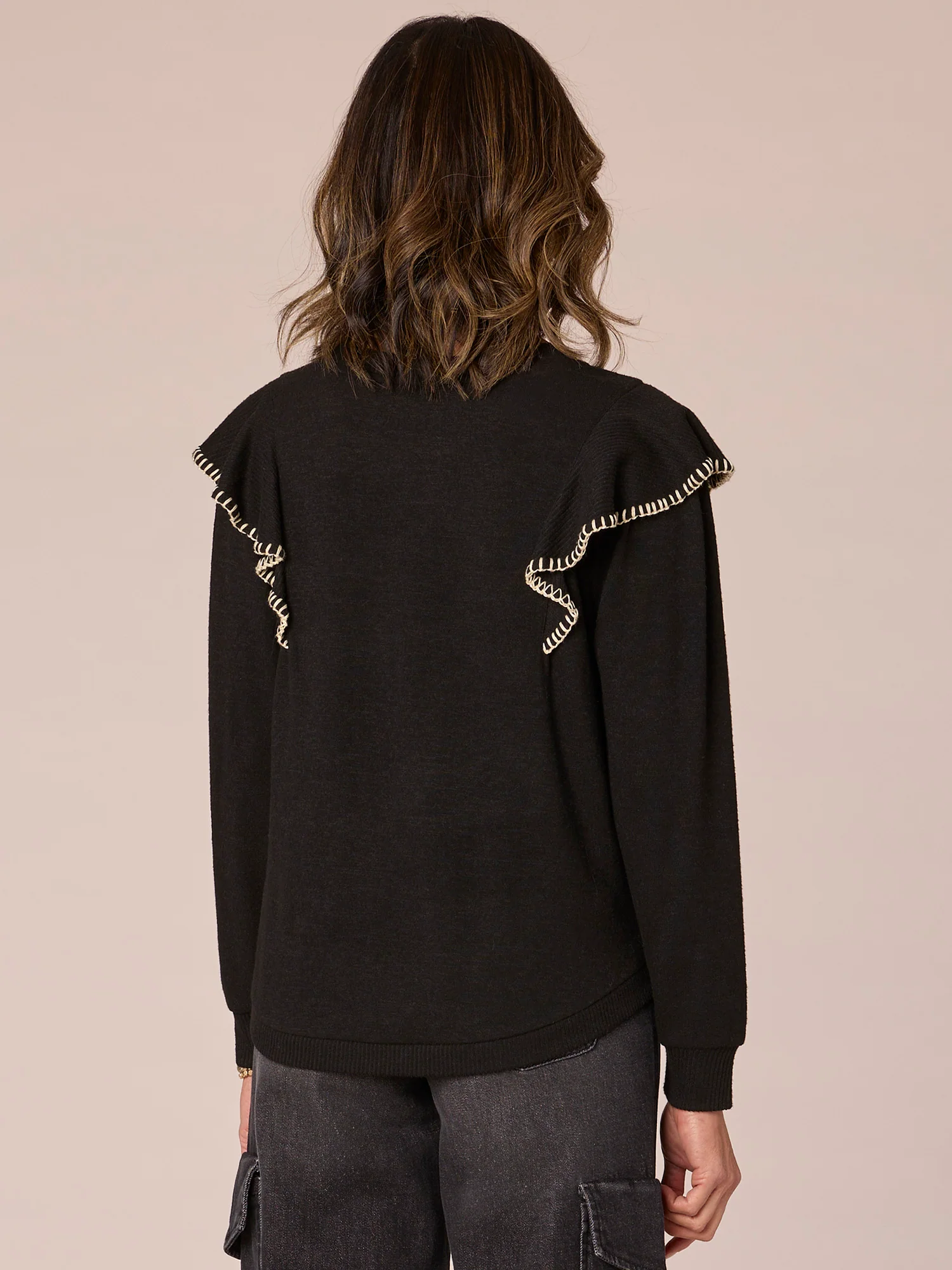 Long Banded Sleeve Scoop Neck V-Placket Embroidered Ruffle Knit Top - Legahigh