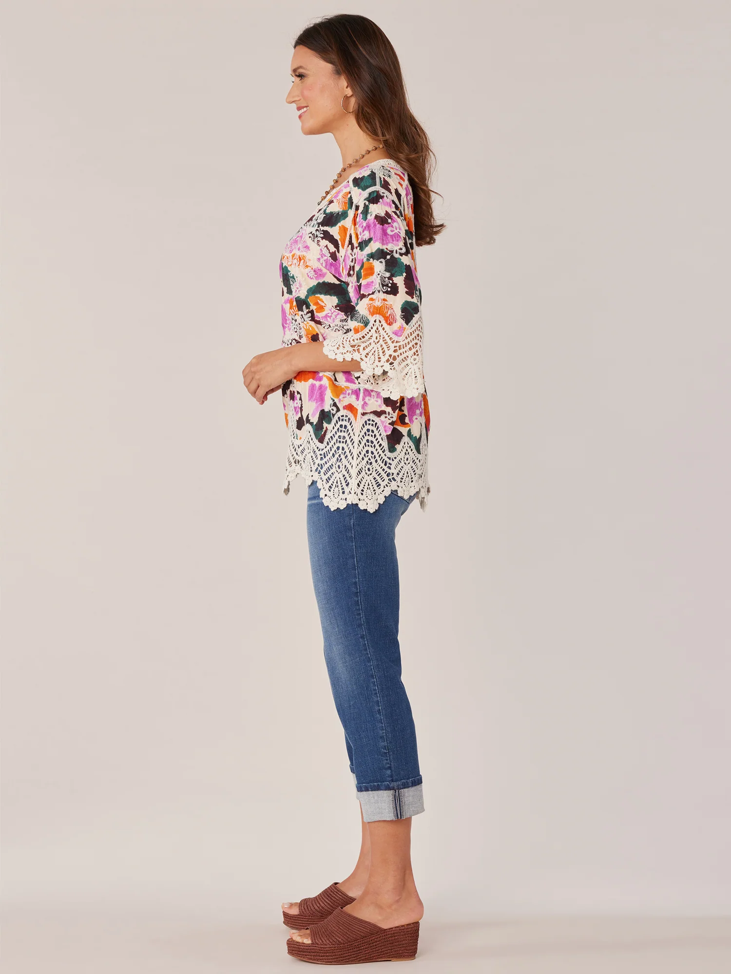 Three Quarter Sleeve V-Notch Neck Scallop Edge Printed Petite Woven Top - Legahigh