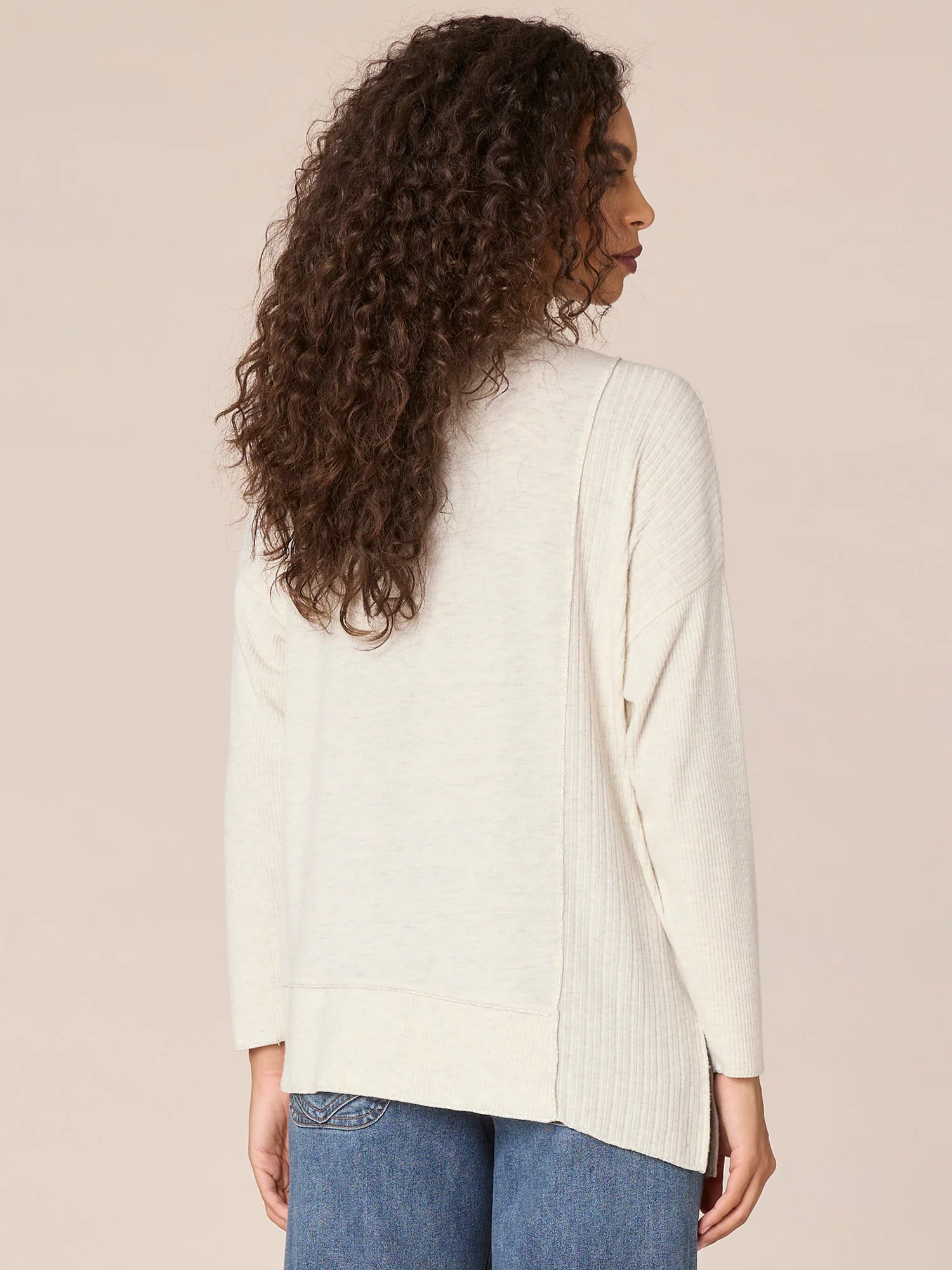 Long Sleeve Scoop Neck Asymmetrical Hem Mixed Media Knit Top - Legahigh