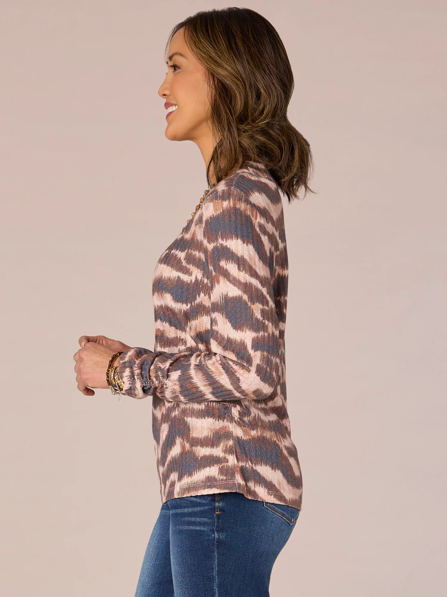 Long Sleeve Crew Neck Ruched Side Casing Abstract Print Knit Top - Legahigh