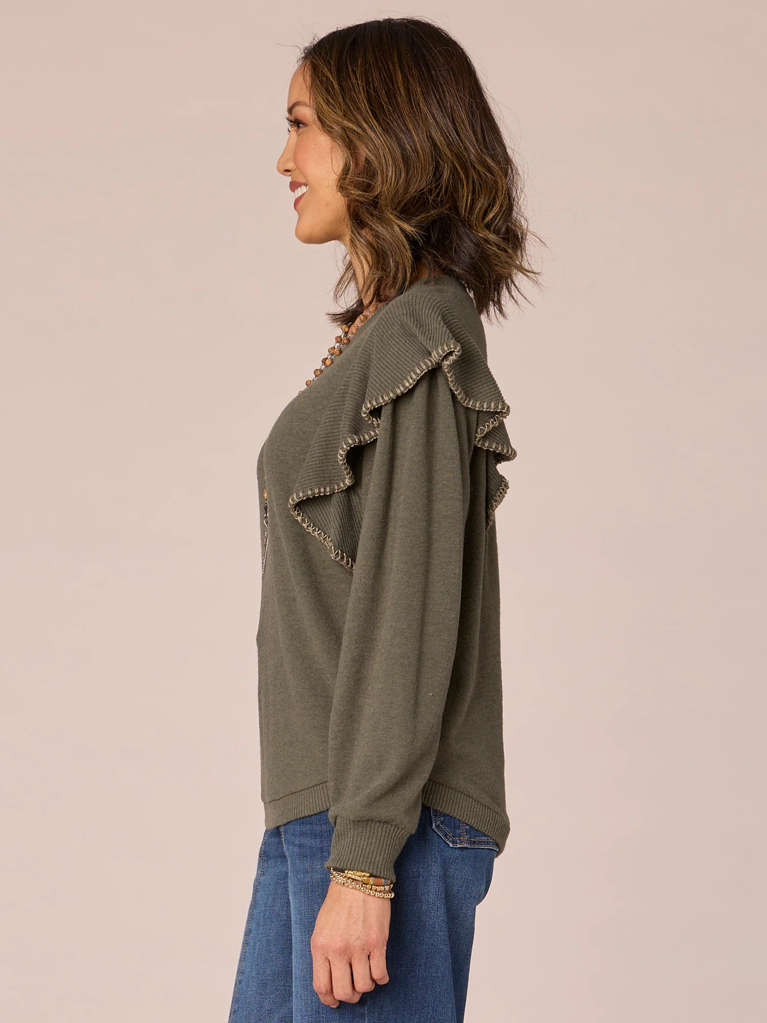 Long Banded Sleeve Scoop Neck V-Placket Embroidered Ruffle Knit Top - Legahigh