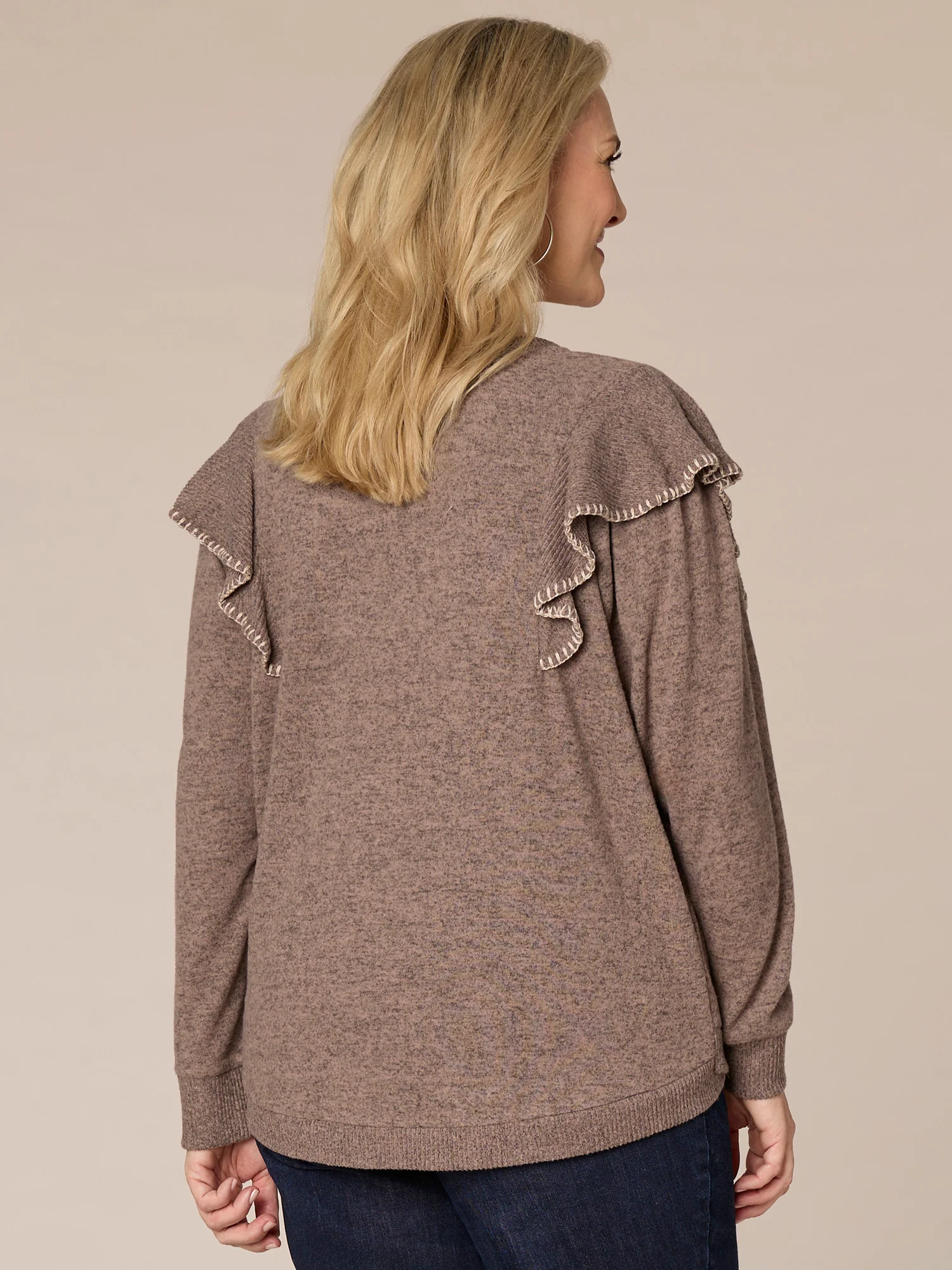 Long Sleeve Scoop Neck V-Placket Embroidered Plus Size Knit Top - Legahigh