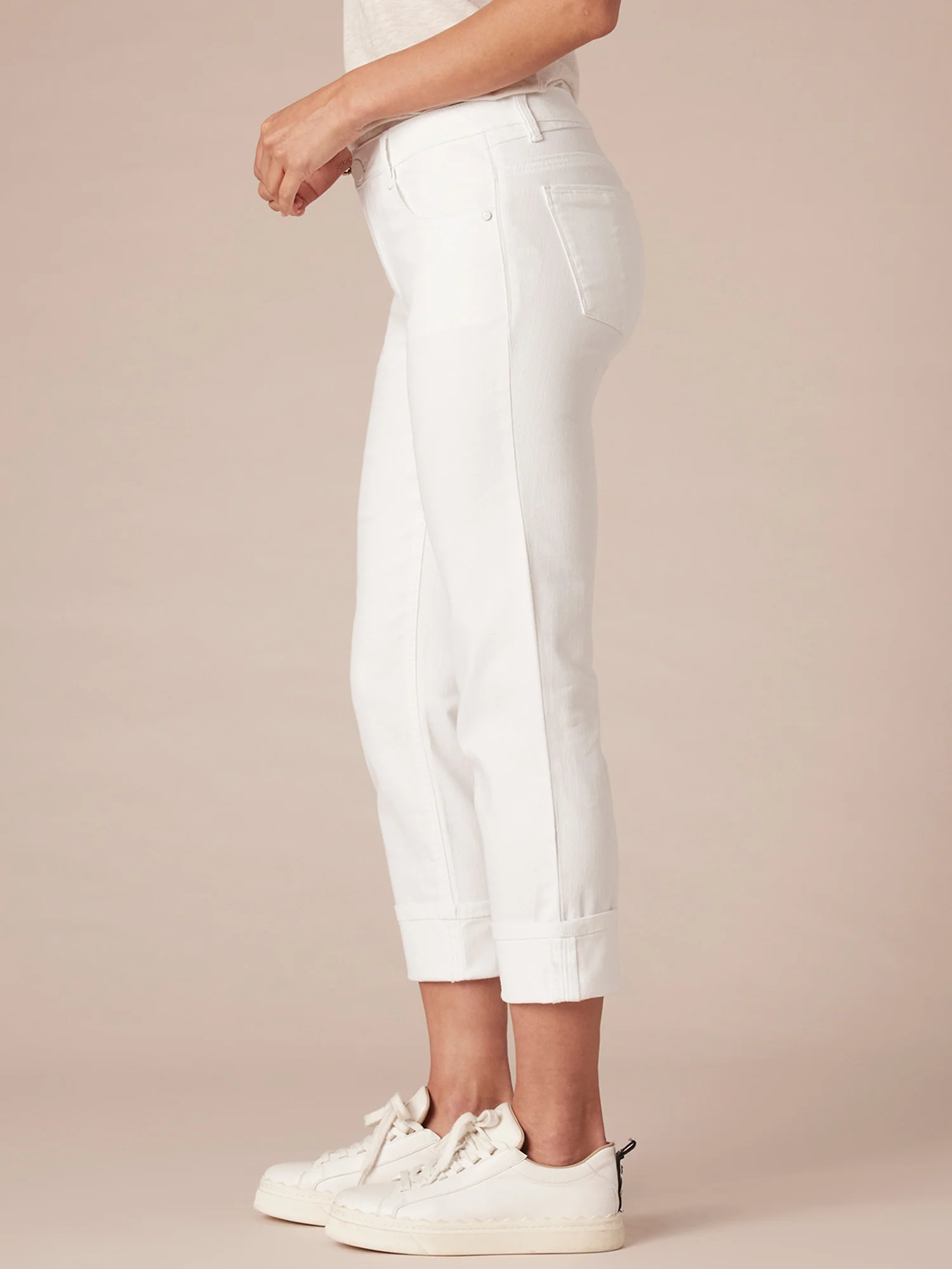 Mid-Rise Flex-Ellent Girlfriend Jean with Cropped Hem - Legahigh