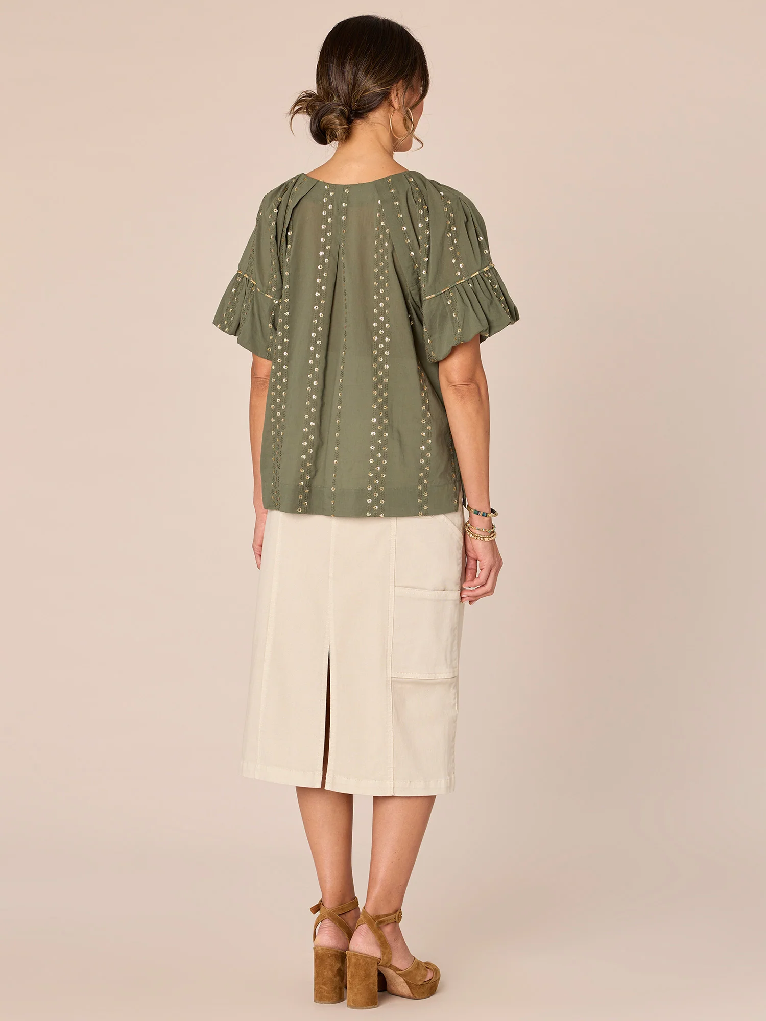 Short Bubble Sleeve Spliced V-Neck Embroidered Woven Top - Legahigh