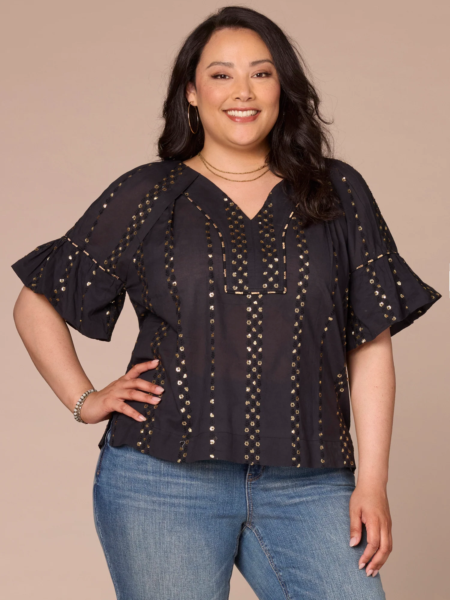 Short Banded Bubble Sleeve V-Neck Plus Size Woven Top with Embroidery - Legahigh