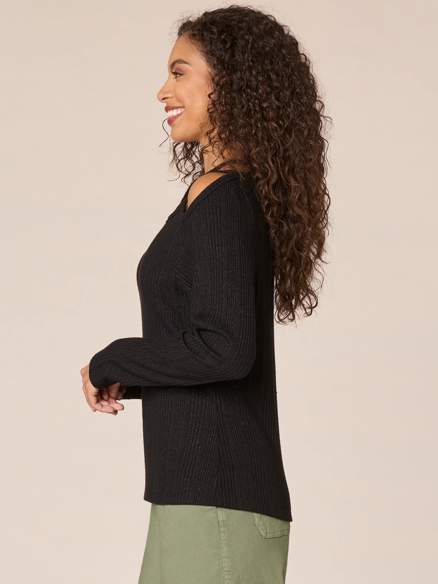 Long Raglan Sleeve Crew Neck Knit Top with Shoulder Cutout - Legahigh