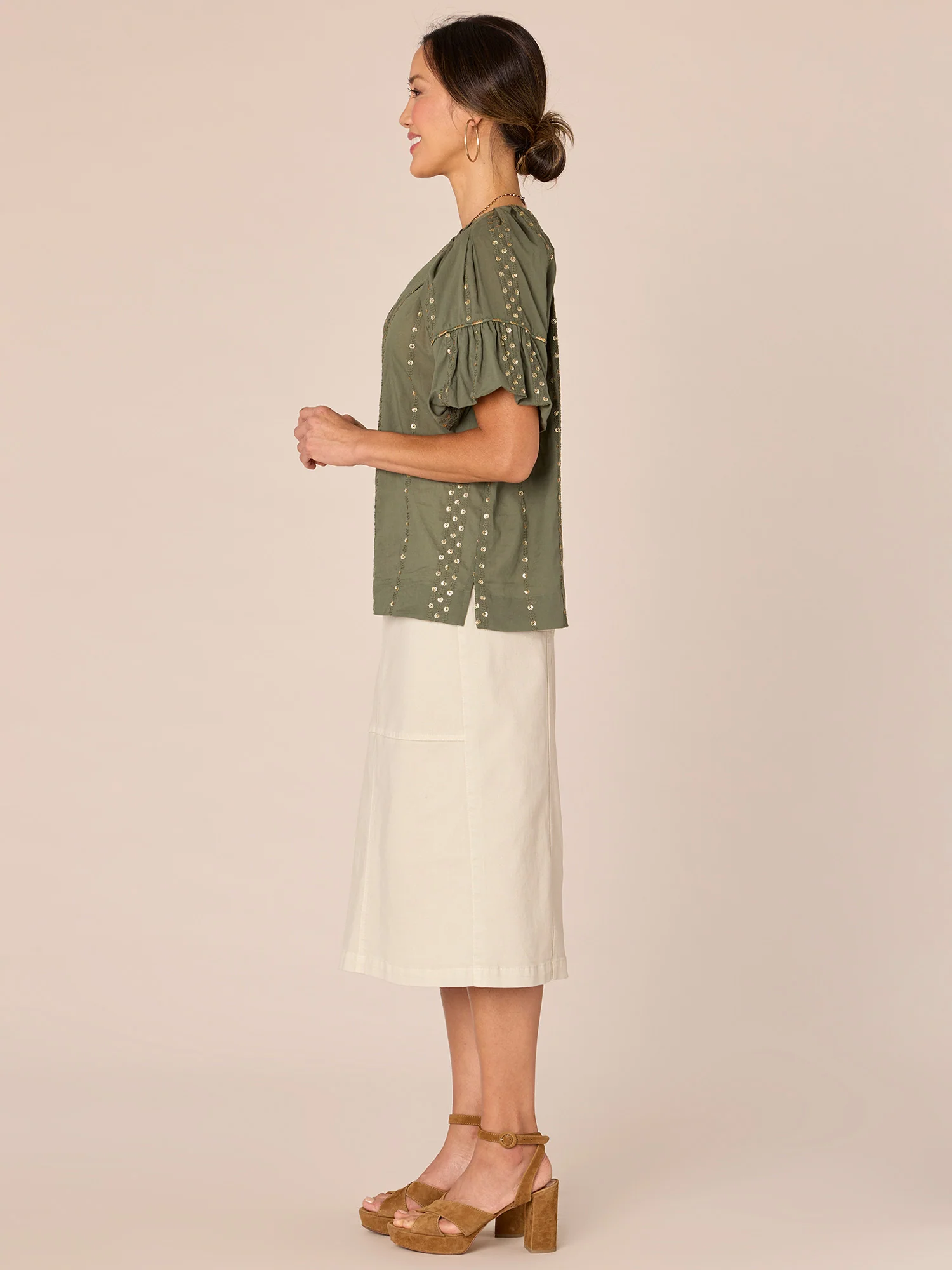 Short Bubble Sleeve Spliced V-Neck Embroidered Woven Top - Legahigh