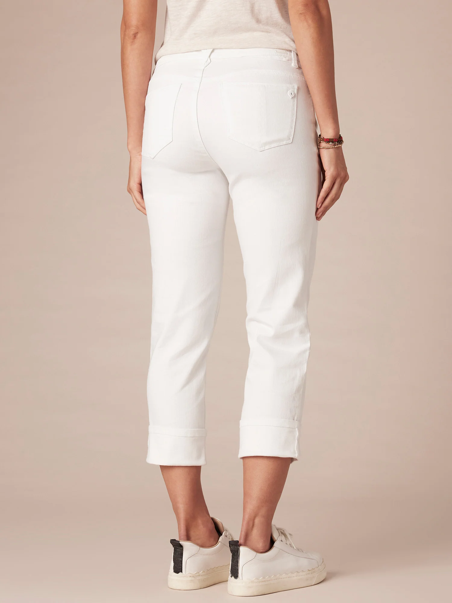 Mid-Rise Flex-Ellent Girlfriend Jean with Cropped Hem - Legahigh